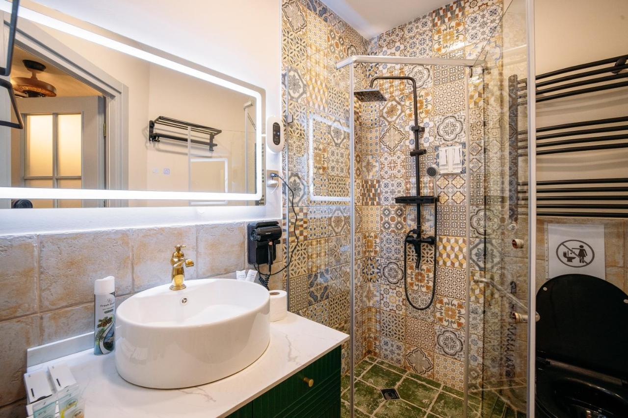 Apart Hotel Console Tbilisi Ngoại thất bức ảnh