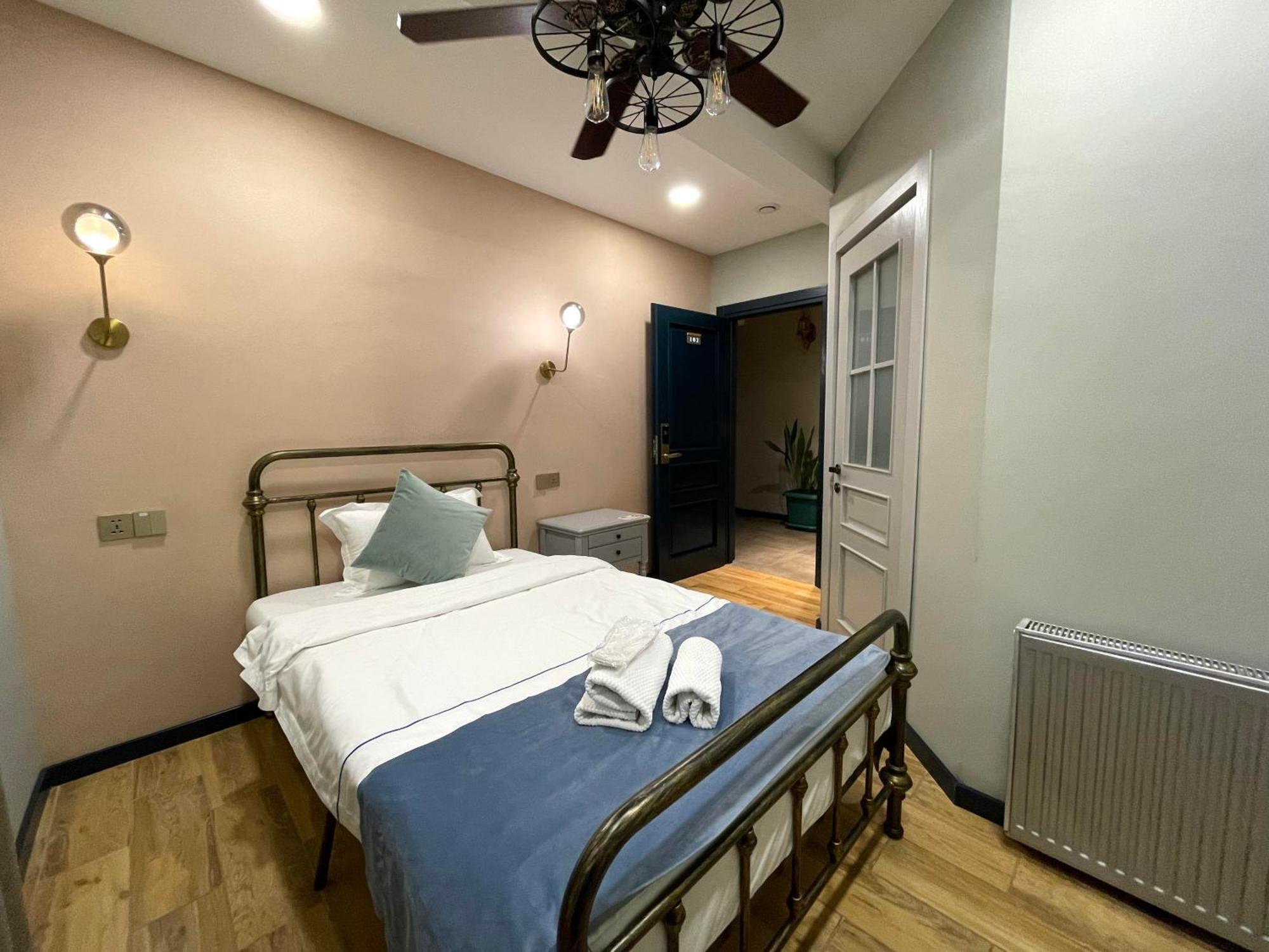Apart Hotel Console Tbilisi Ngoại thất bức ảnh