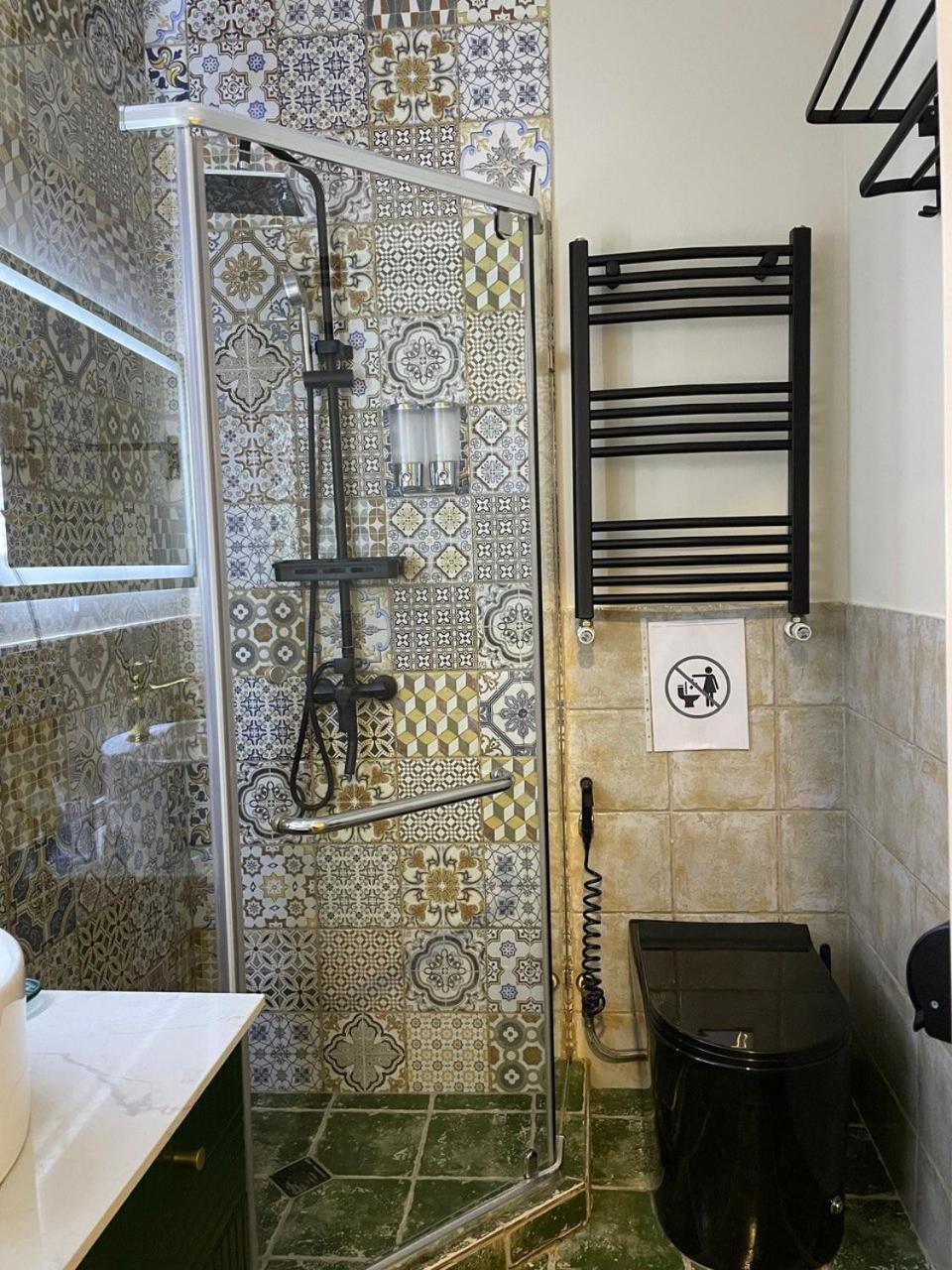 Apart Hotel Console Tbilisi Ngoại thất bức ảnh