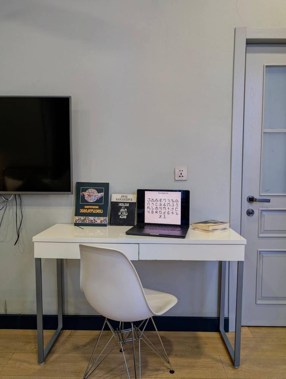 Apart Hotel Console Tbilisi Ngoại thất bức ảnh