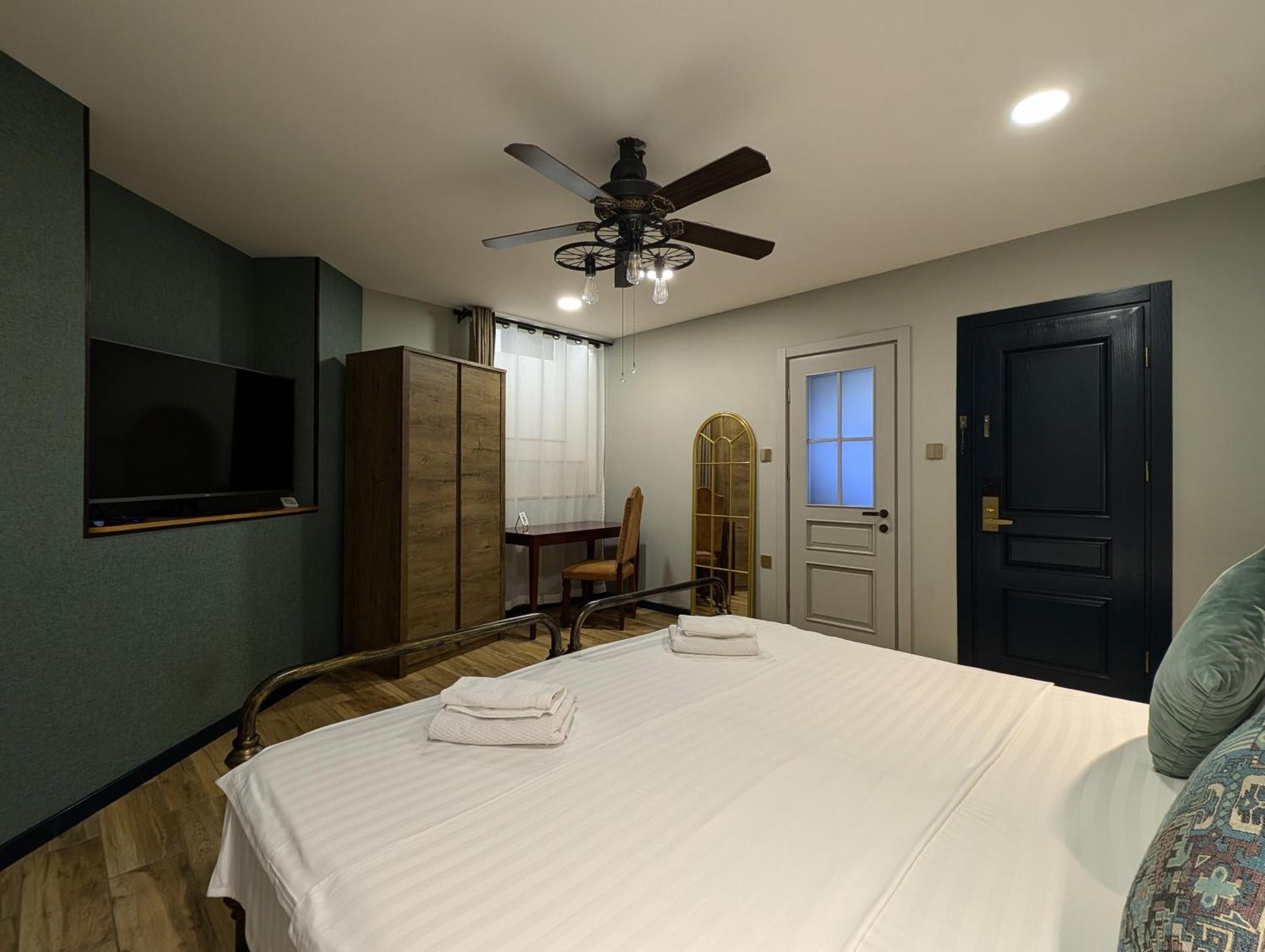 Apart Hotel Console Tbilisi Ngoại thất bức ảnh