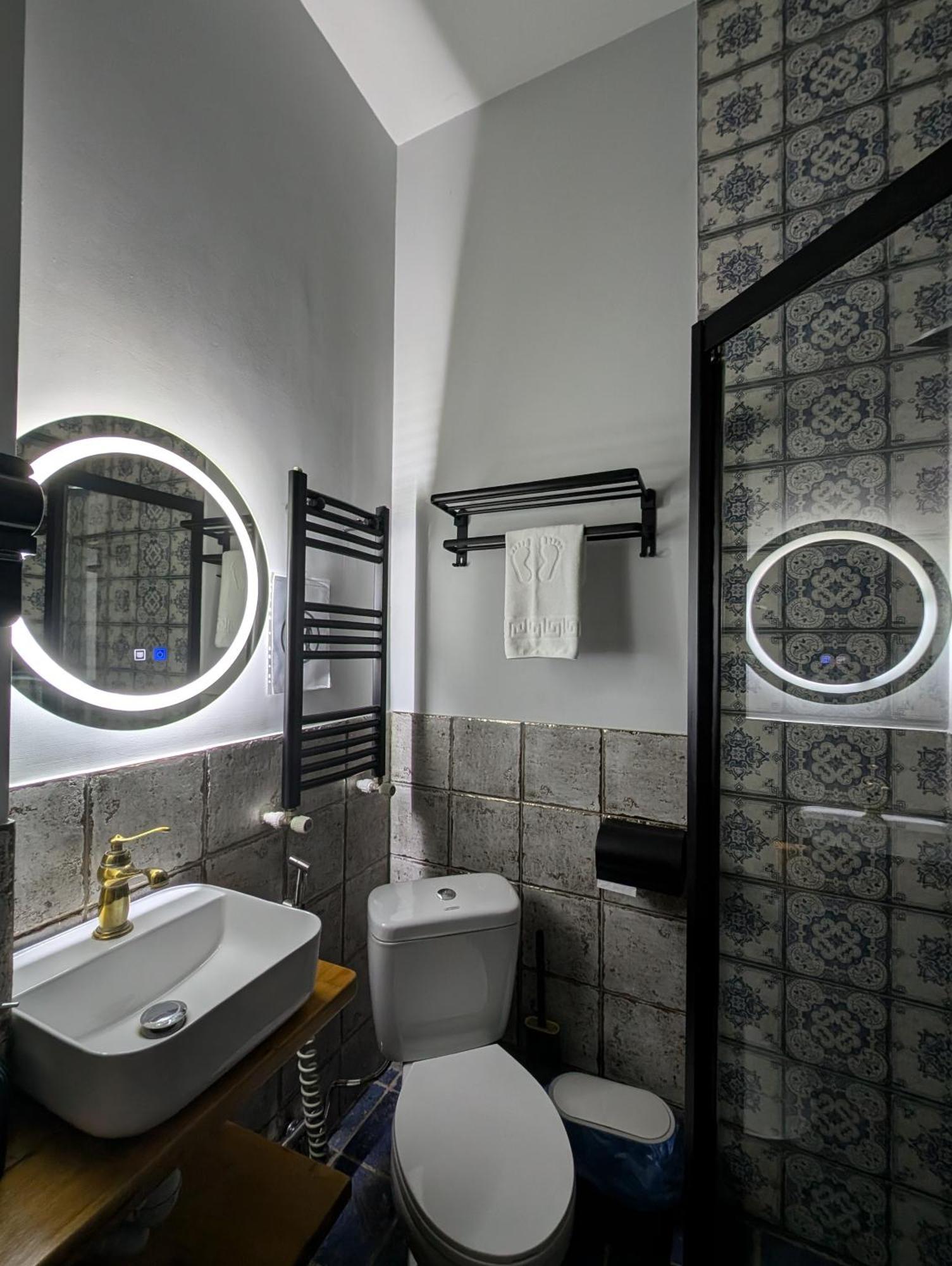 Apart Hotel Console Tbilisi Ngoại thất bức ảnh